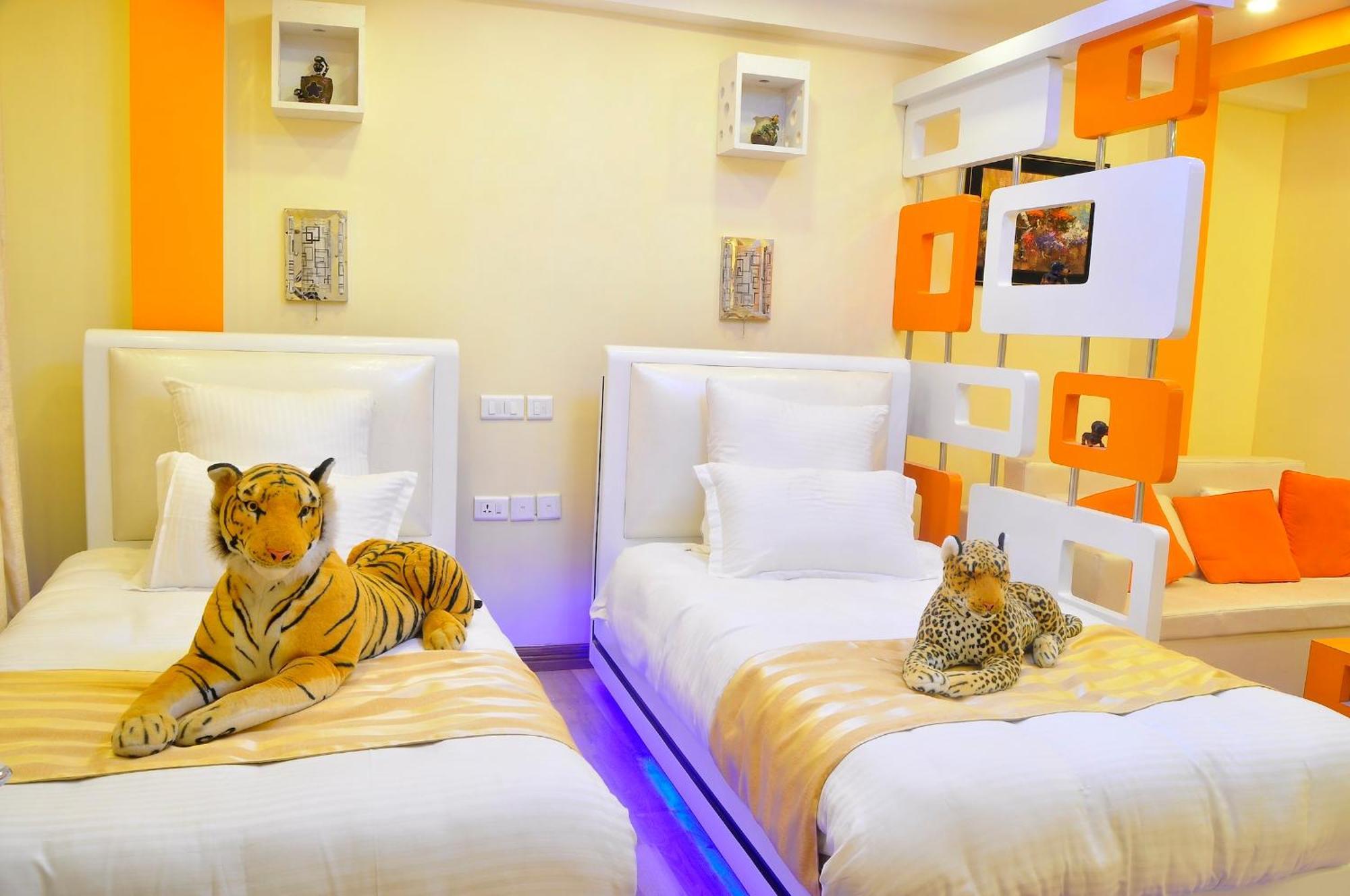 קטמנדו Royal Penguin Boutique Hotel & Spa חדר תמונה